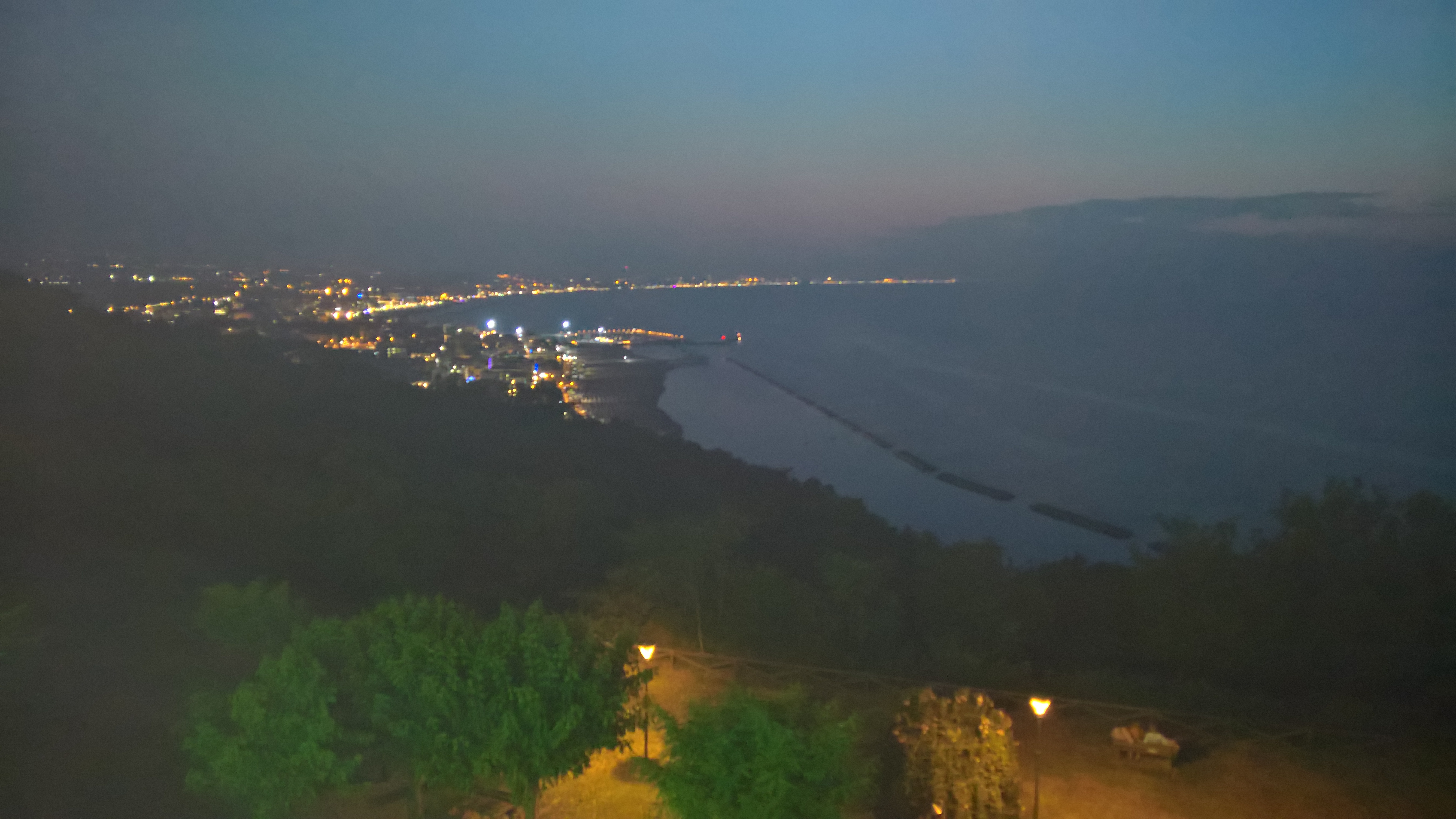 WP 20170615 21 44 56 Rich